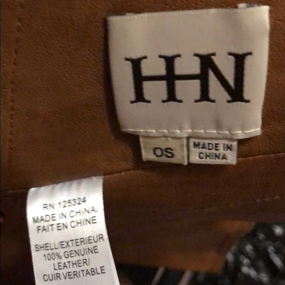 Tan Leather Vest w/ Zipper Design - Picture 3 of 3